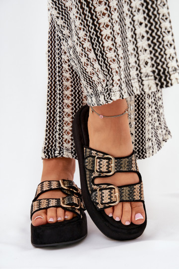 Chanclas de mujer con plataforma y hebillas en negro Limme