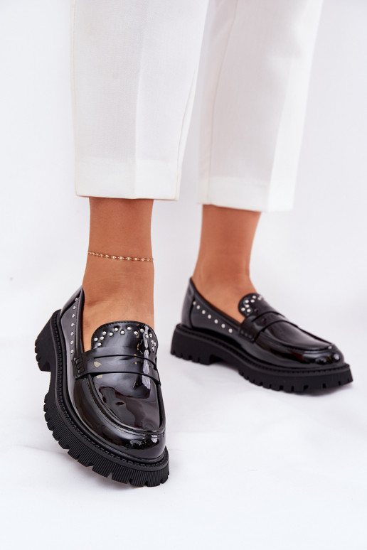 Mocasines de mujer con efecto charol en negro Įjungtallae