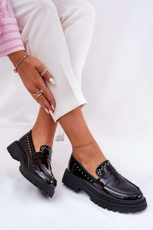 Mocasines de mujer con efecto charol en negro Įjungtallae