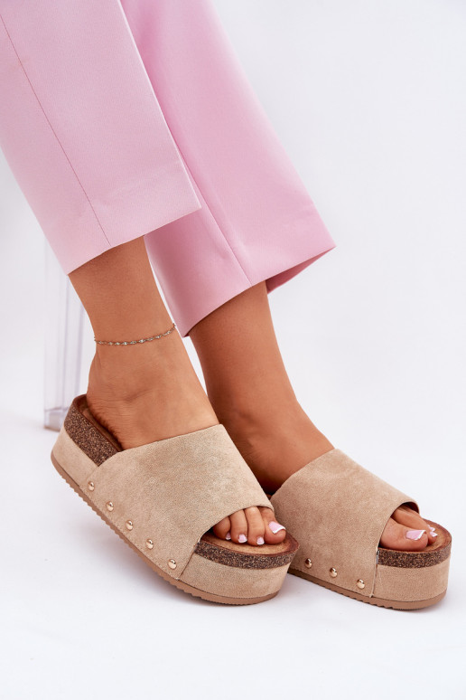 Chanclas de mujer en plataforma de ante sintético caqui Vinnibe