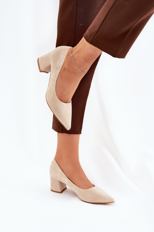 Zapatos de mujer con puntas puntiagudas y tacones en arena Merinette