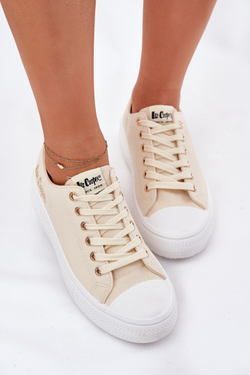 Zapatos casual en plataforma en color arena Lee Cooper LCIN-24-44-2464L