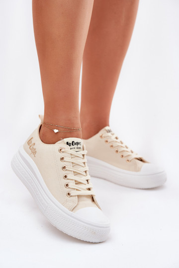 Zapatos casual en plataforma en color arena Lee Cooper LCIN-24-44-2464L 2