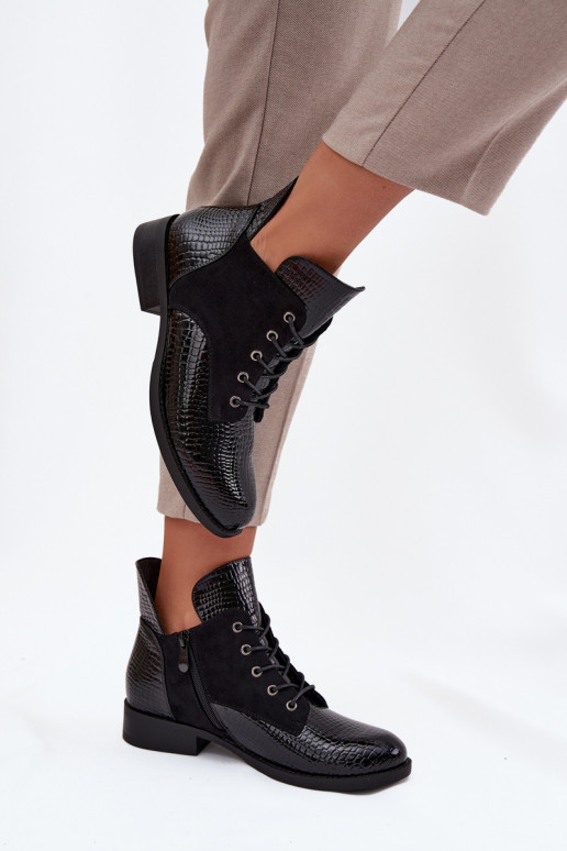 Botines de mujer negros con efecto charol y adornos Vinceza 16477