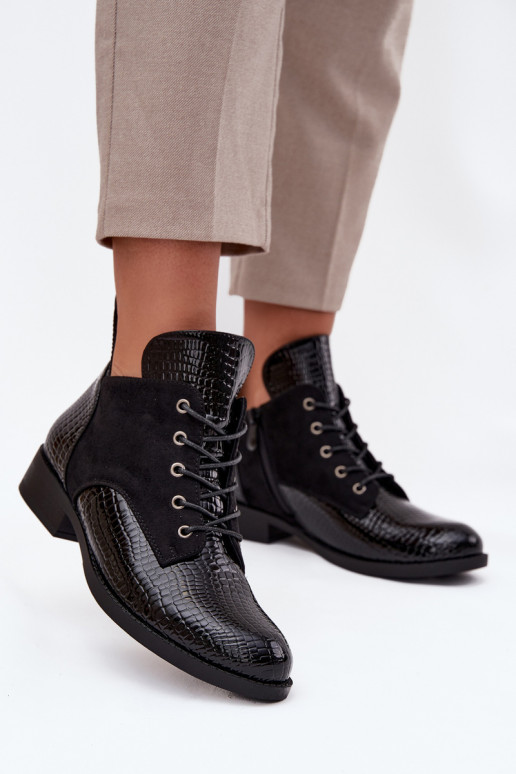 Botines de mujer negros con efecto charol y adornos Vinceza 16477