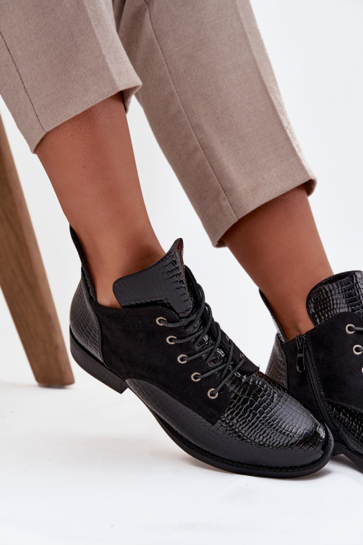 Botines de mujer negros con efecto charol y adornos Vinceza 16477