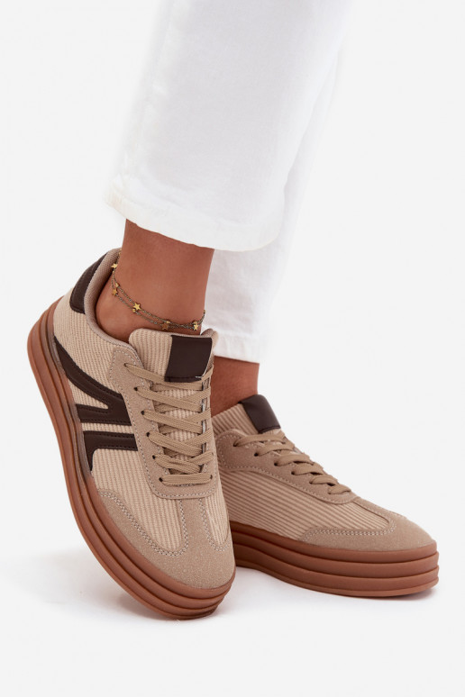 Zapatillas de terciopelo color arena con plataforma Corynelle