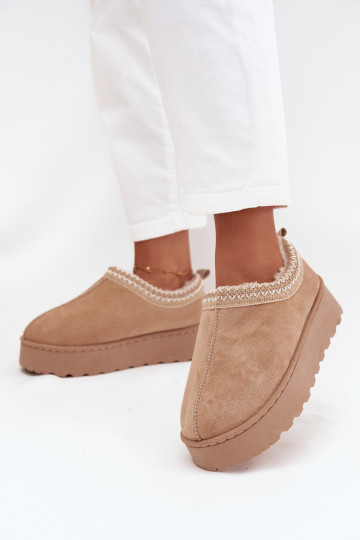 Botas de nieve bajas de color arena con flores bordadas y plataforma Taliah 2