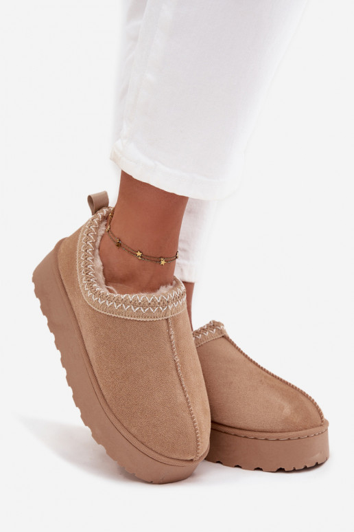 Botas de nieve bajas de color arena con flores bordadas y plataforma Taliah