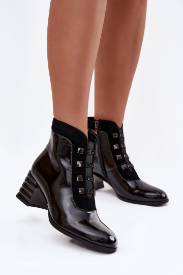 Botines de mujer de cuero negros con efecto charol D&A MR52-144 2