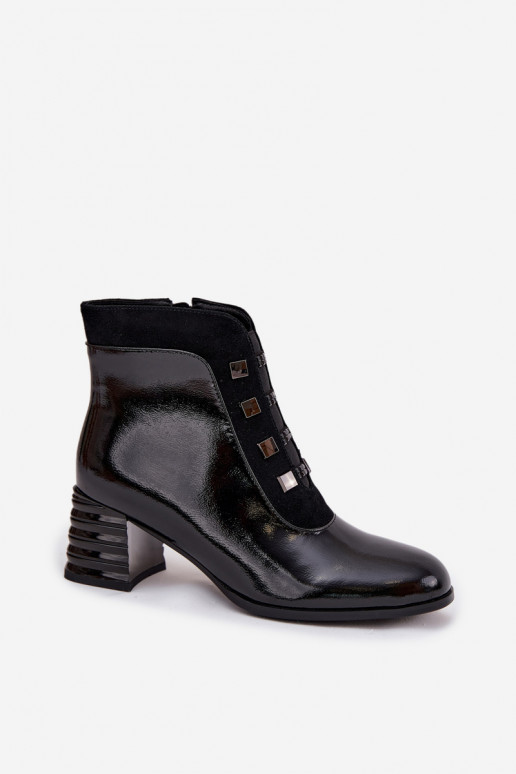 Botines de mujer de cuero negros con efecto charol D&A MR52-144