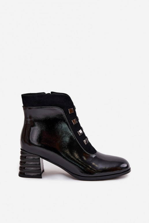Botines de mujer de cuero negros con efecto charol D&A MR52-144