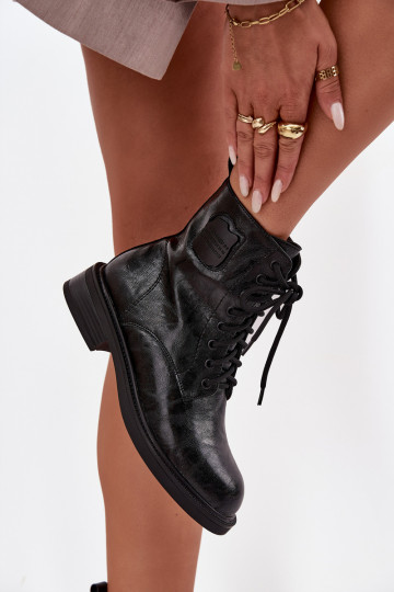 Botines de trabajo negros de cuero sintético para mujer con detalles decorativos Tai turiciejka K7180-01 2