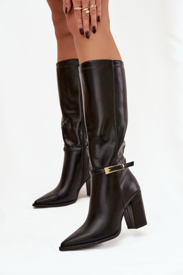Botas altas negras para mujer aisladas con tacones y hebillas Cirella 2