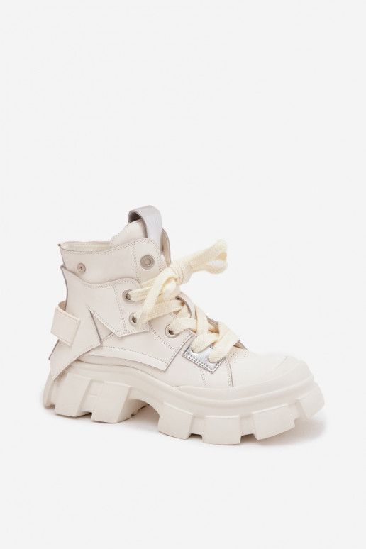 Botines deportivos aislantes blancos GOE SS2N4055