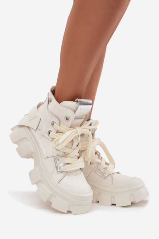 Botines deportivos aislantes blancos GOE SS2N4055