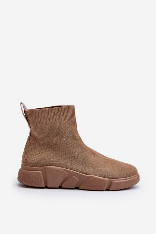 Zapatillas deportivas para mujer con caña tipo calcetín en color arena Zirila