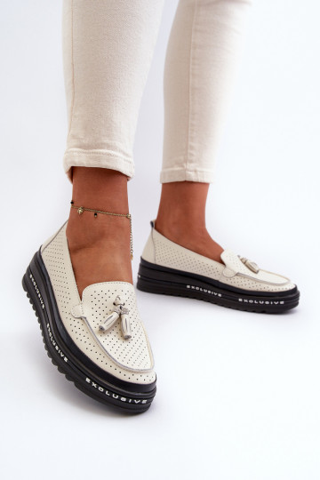 Mocasines para mujer en cuero sintético sobre plataforma en color arena Assetnima