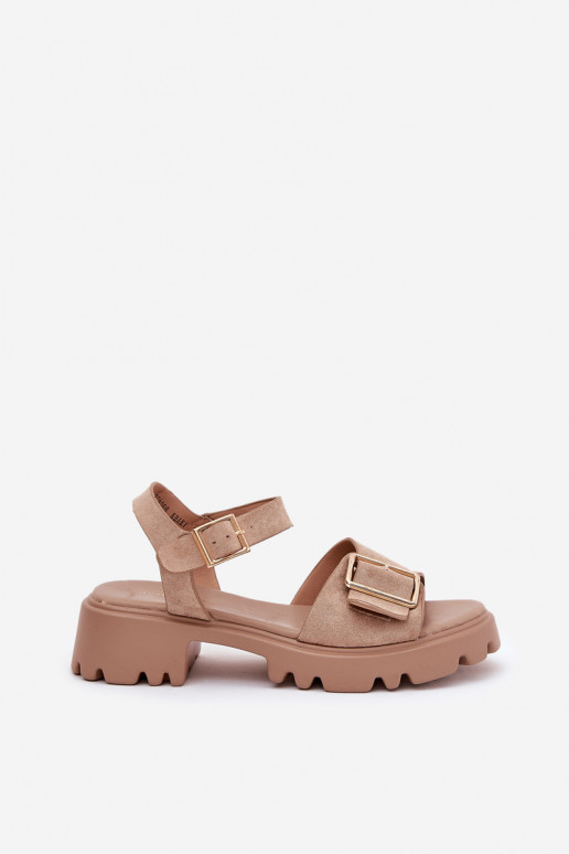 Sandalias de mujer en ante sintético con hebillas en color arena Gofielle