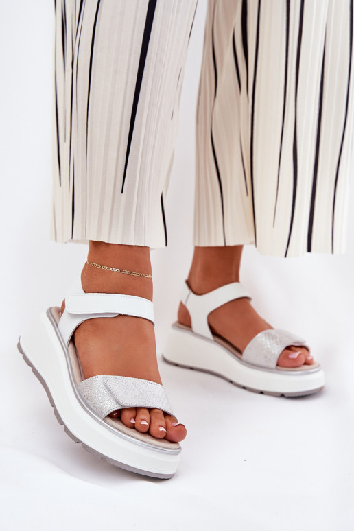 Sandalias de mujer plateadas en plataforma con cierres adhesivos S.Barski LR51-543