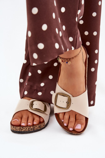 zapatillas de mujer con una plataforma con hebillas beige Vianara 2