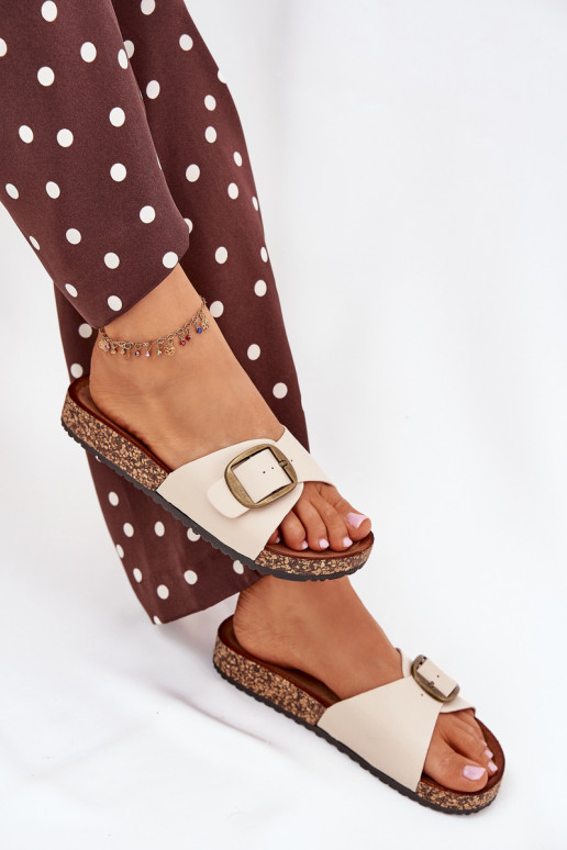 Zapatillas de plataforma para mujer con hebillas en color arena Vianara