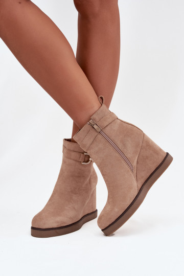 Botines de mujer en plataforma con detalles decorativos en color arena Turirivana 2