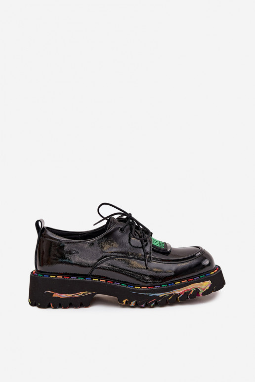 Zapatos de mujer con efecto lacado Artiker 57C0172 en negro
