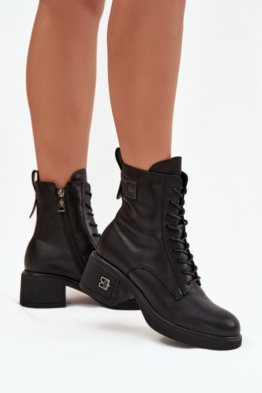 Botines de mujer aislados de cuero natural Vinceza 66819 en negro