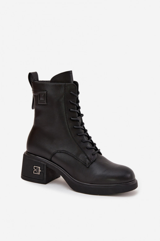 Botines de mujer aislados de cuero natural Vinceza 66819 en negro