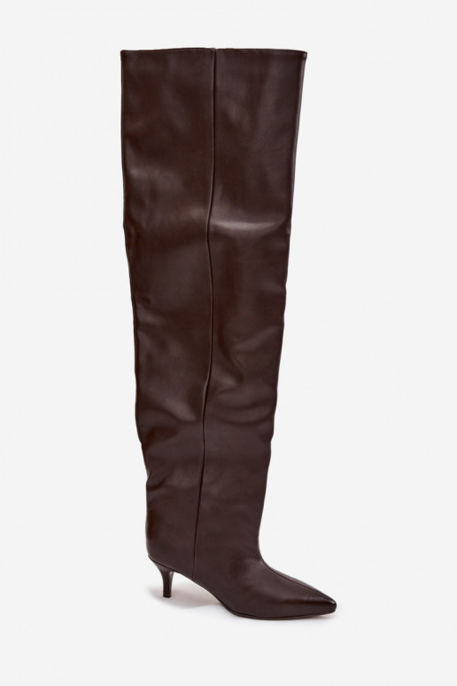 Botas altas de mujer slip-on con tacones delgados en chocolate Ysolienne