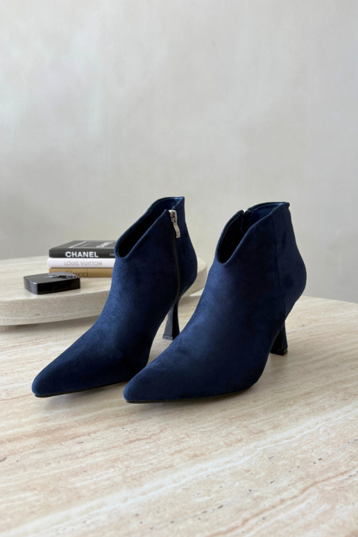 Botines para mujer con tacón delgado y punta afilada en color azul oscuro Bessia