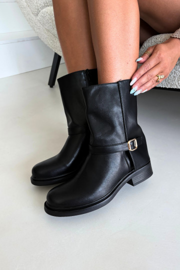 Botines aislados para mujer con hebillas en color negro Corley 2