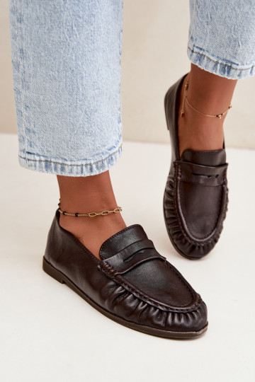 Mocasines de mujer con volantes en color chocolate Sabley