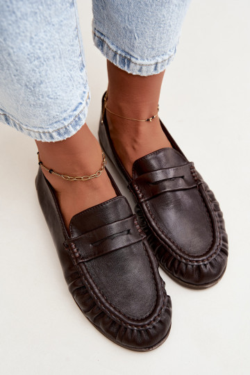 Mocasines de mujer con volantes en color chocolate Sabley 2