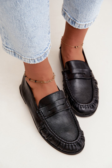 Mocasines de mujer con volantes en color negro Sabley 2