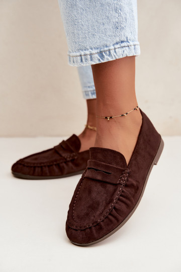 Mocasines de mujer con volantes de ante sintético en color chocolate Sabley 2