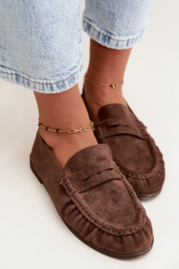 Mocasines de mujer con volantes de ante sintético en color marrón Sabley