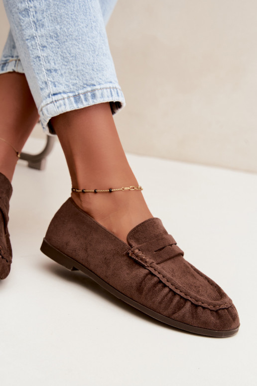 Mocasines de mujer con volantes de ante sintético en color marrón Sabley