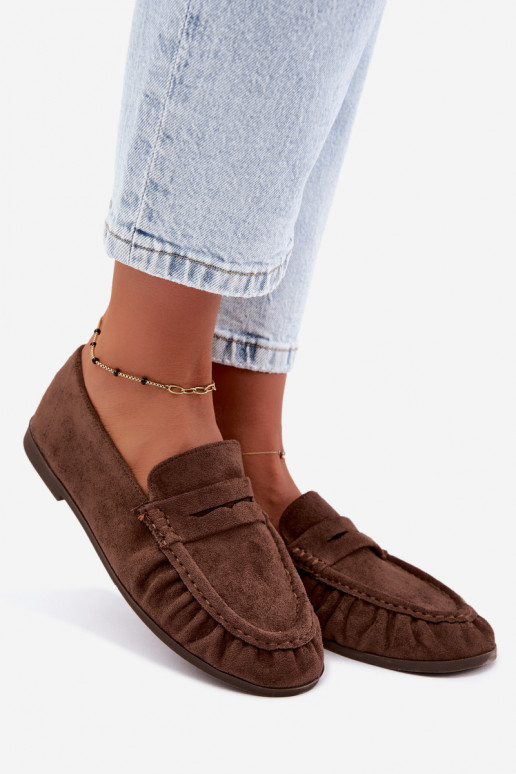Mocasines de mujer con volantes de ante sintético en color marrón Sabley