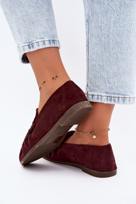 Mocasines de mujer con volantes de ante sintético en color burdeos Sabley