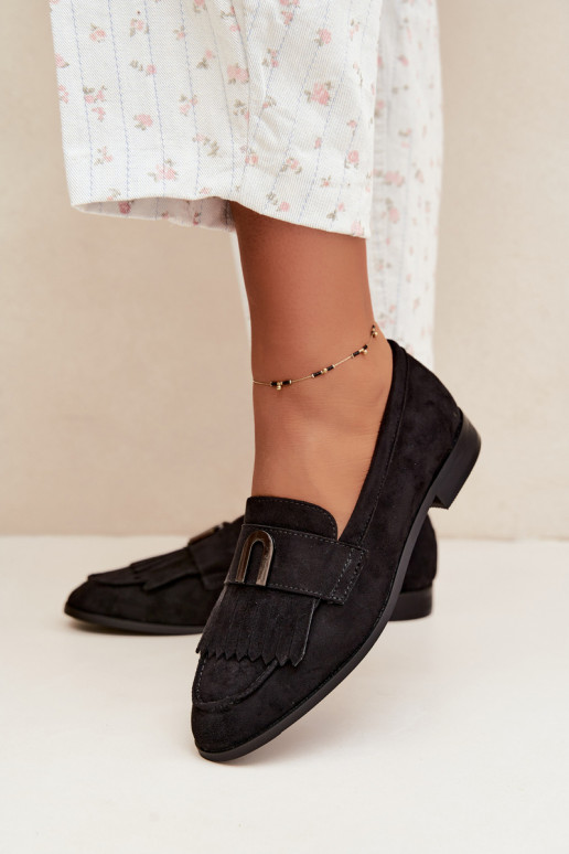 Mocasines negros para mujer con flecos y detalles dorados Brenis