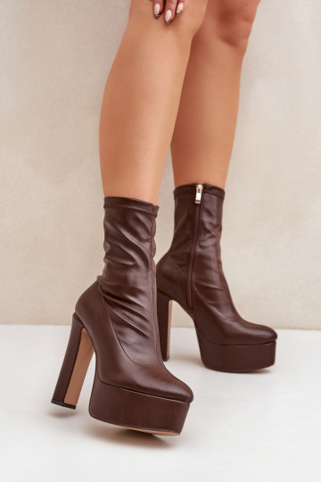 Botines marrón oscuro con tacones y plataforma Tennira 2