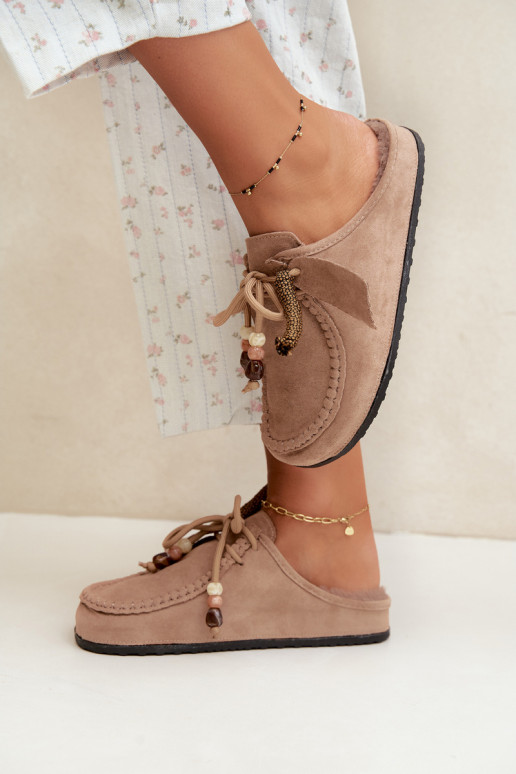 zapatillas de mujer Mule con piel color arena Melia