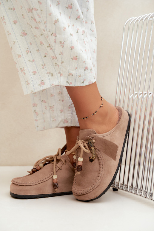 zapatillas de mujer Mule con piel color arena Melia