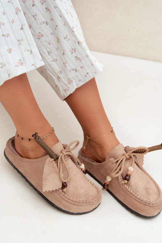 zapatillas de mujer Mule con piel color arena Melia