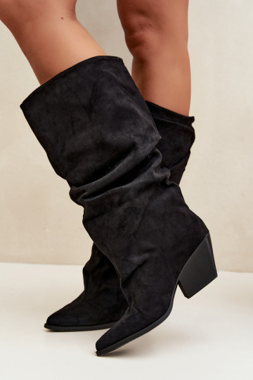Botas por encima de la rodilla para mujer con parte superior curva y tacones de ante en color negro Durela