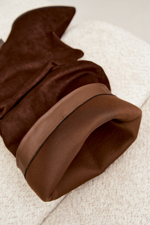 Botas altas para mujer con parte superior curva y tacones de ante, marrón Durela