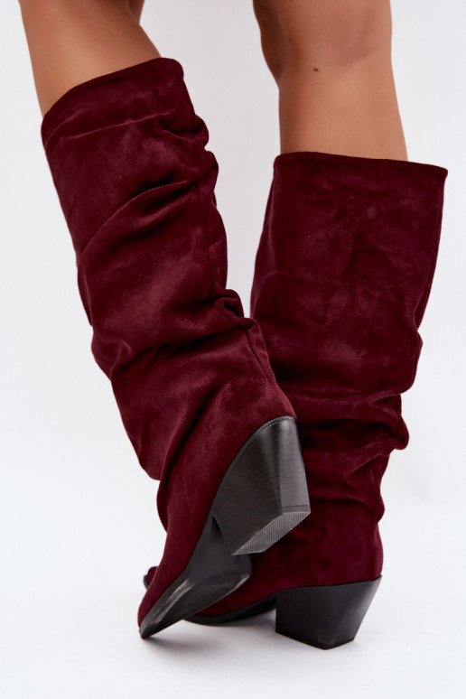 Botas por encima de la rodilla para mujer con parte superior curva y tacones de ante en color burdeos Durela