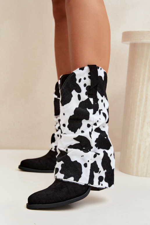 Botines de estilo cowboy con caña curva y tacones en color negro Havie